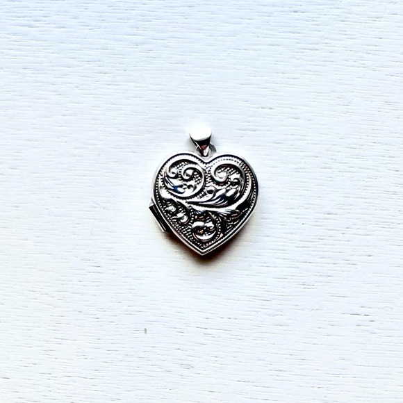 Jewelry - Inscribed Locket 925 Sterling Silver
